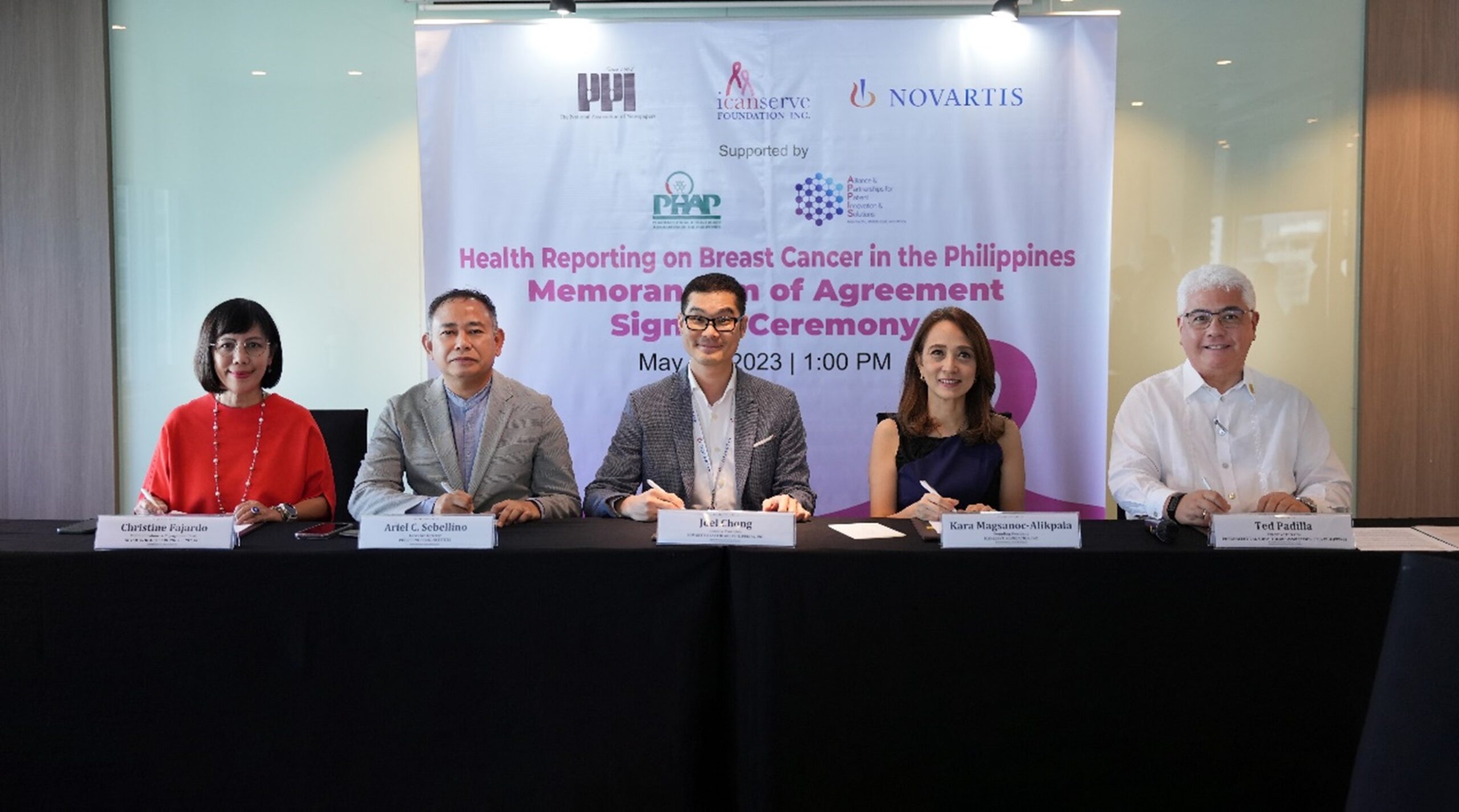 <em>Recognizing the key role of media in health literacy promotion, Novartis Healthcare Philippines, Philippine Press Institute (PPI), and ICanServe Foundation have signed a Memorandum of Agreement (MOA) to organize a workshop that aims to help local journalists gain a deeper understanding of breast cancer. Photo shows (from left) Ms. Christine Fajardo, Communications &amp; Engagement Head, Novartis Healthcare Philippines &amp; Asia Aspiring Innovative Medicines; Mr. Ariel Sebellino, Executive Director, PPI; Mr. Joel Chong, President, Novartis Healthcare Philippines; Ms. Kara Magsanoc-Alikpala, Founding President of ICanServe Foundation and Vice President for Internal Affairs of Cancer Coalition Philippines; and Mr. Teodoro Padilla, Executive Director, Pharmaceutical and Healthcare Association of the Philippines (PHAP). Photo by Kier Labrador</em>